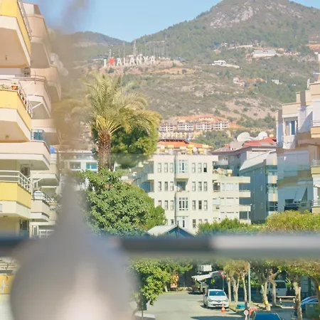 A Stylish 100 M Away From The Sea Apartment