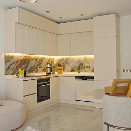 A Stylish 100 M Away From The Sea * Аланія